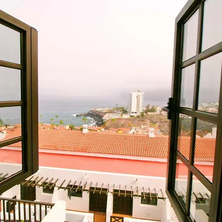 Apartment Las Rosas | 1 Bedroom | Sleeps 4 | Los Gigantes | Top Location Puerto de Santiago (Tenerife)